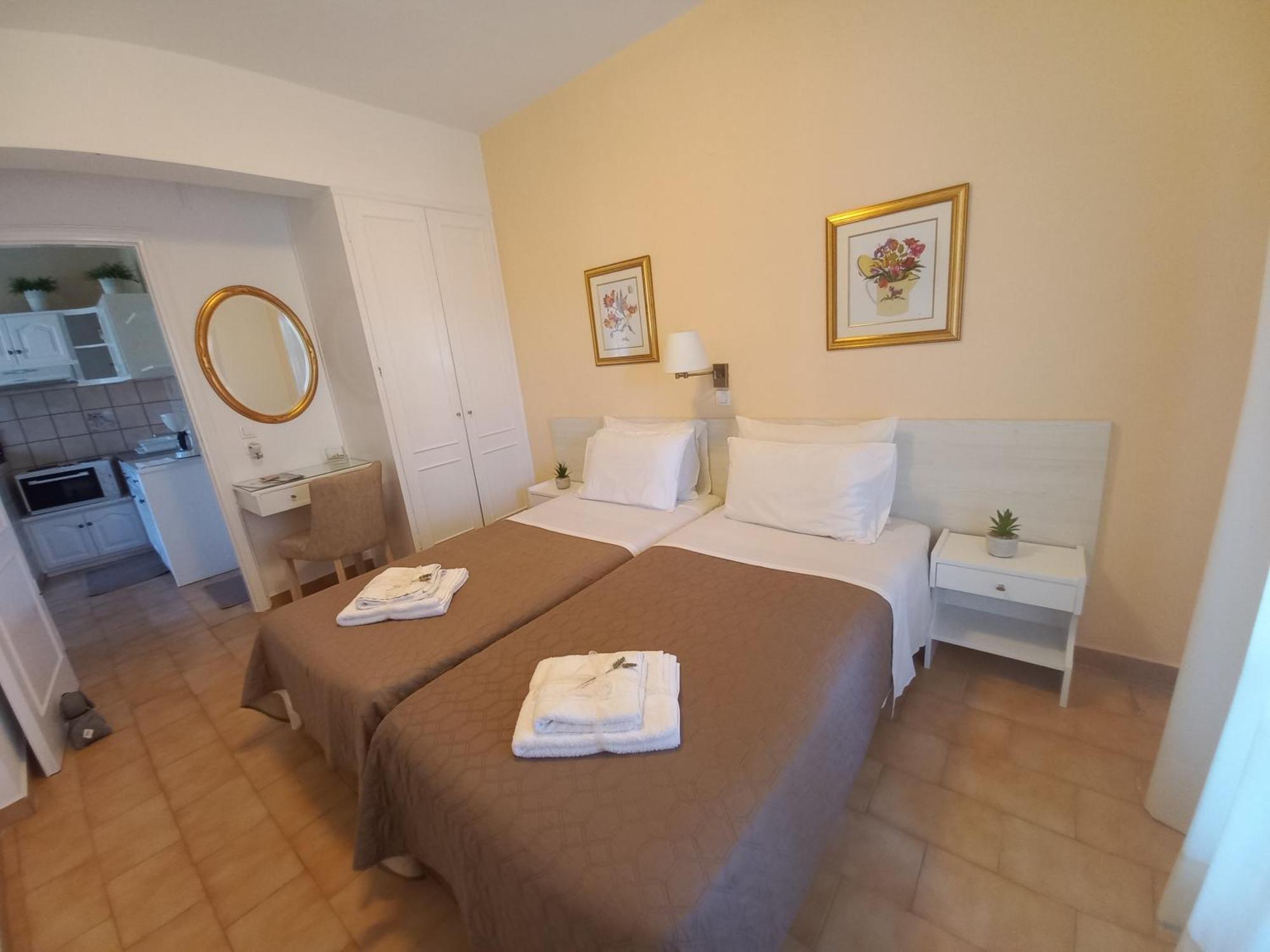 Villa Tina Country Beach Apartments Acharavi  Habitación foto